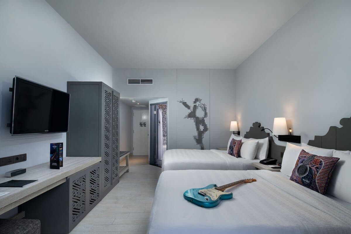 Hard Rock Hotel Bali-Deluxe King:Two Queens-3
