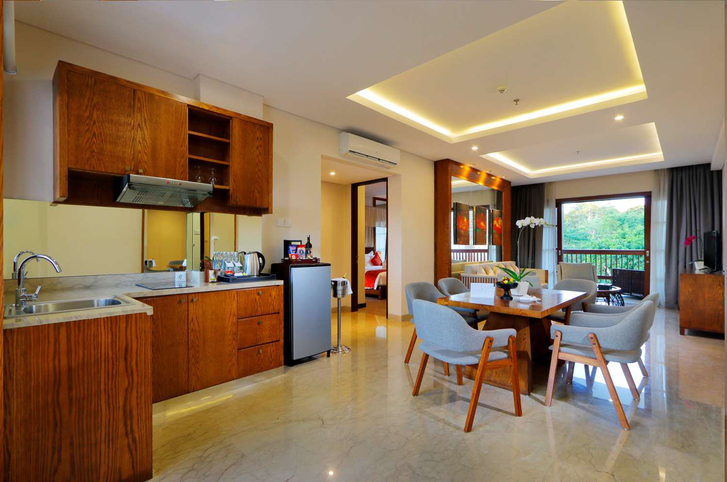 Royal Tulip Springhill Resort-Family Suite Room-3