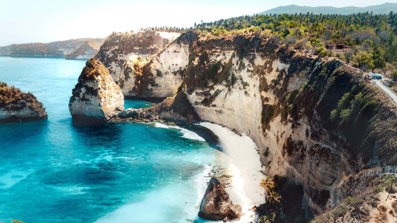 diamond-beach1-1600x900